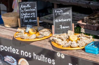 Cancale, Fransa 'daki ünlü horoz pazarı