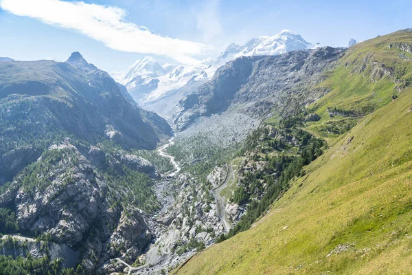 Zermatt附近的瑞士高山景观 — 图库照片