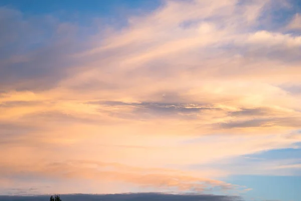 Blauer Himmel Bei Sonnenuntergang — Stockfoto