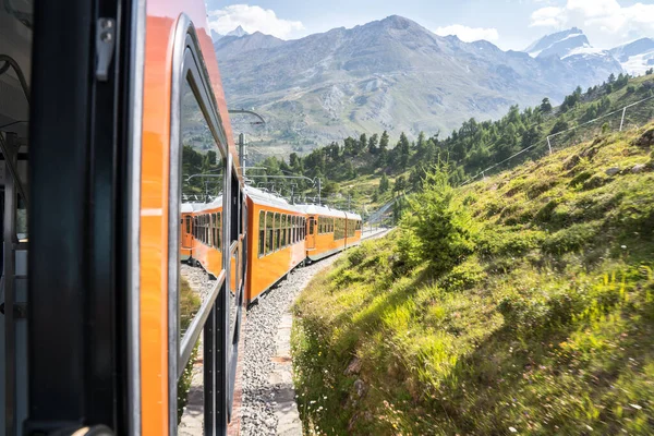 Знаменитый Зубчатый Поезд Церматта Горнерграт Швейцария — стоковое фото