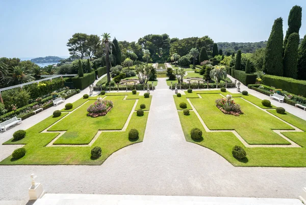 ニース フランスの有名なヴィラ エフラッシ ロスシルドの庭園 — ストック写真
