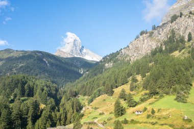 Alpine landscape mit famous Matterhorn peak, Zermatt,  Switzerland