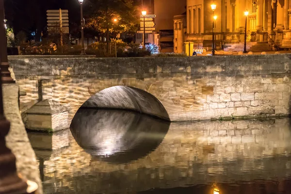 Chalons Fransa Bir Kanalda Köprü — Stok fotoğraf