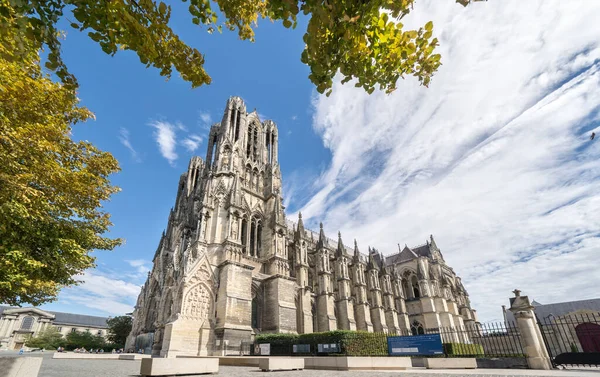 Velha Catedral Gótica Reims França — Fotografia de Stock