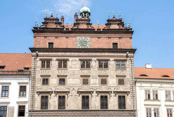 Çek Cumhuriyeti Nin Pilsen Kentindeki Cumhuriyet Meydanı Binaları — Stok fotoğraf