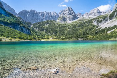 Seebensee Gölü ve Dragonkopf Tepesi, Ehrwald, Avusturya