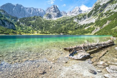Seebensee Gölü ve Dragonkopf Tepesi, Ehrwald, Avusturya