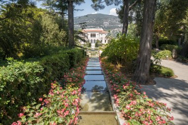 Nice, Fransa 'da ünlü Villa Emiri de Rothschild bahçeleri