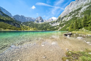 Seebensee Gölü ve Dragonkopf Tepesi, Ehrwald, Avusturya