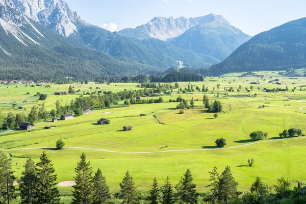 Almanya Daki Zugspitze Kalabalığına Bakın — Stok fotoğraf