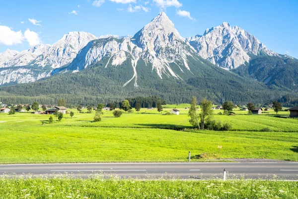 Vista Macizo Zugspitze Alemania —  Fotos de Stock