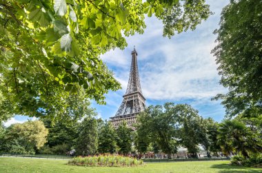 Eyfel Kulesi yaz, Paris, Fransa.