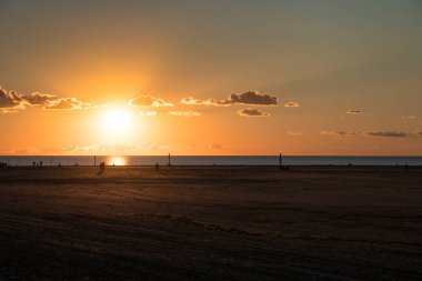 Almanya 'nın Bataklık-Peter-Tarikatı' nda Kuzey Denizi 'nde gün batımından sonra