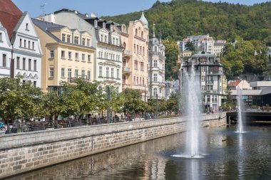 Karlovy Vary - Çek Cumhuriyeti 'nin ünlü spa şehri