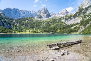 Seebensee Gölü ve Dragonkopf Tepesi, Ehrwald, Avusturya