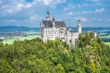 Almanya, Bavyera 'daki dünyaca ünlü Neuschwanstein Kalesi