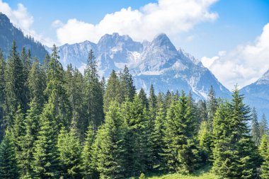 Almanya 'daki Zugspitze' ye bakın