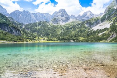 Seebensee Gölü ve Dragonkopf Tepesi, Ehrwald, Avusturya