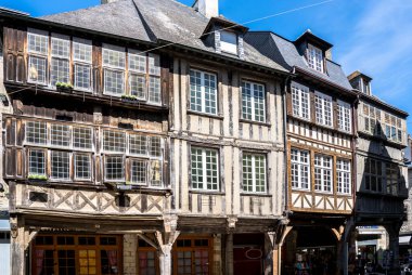 Dinan, Fransa 'da eski yarı keresteli evler