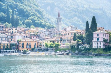Como Gölü, İtalya 'daki ünlü Varenna kasabası