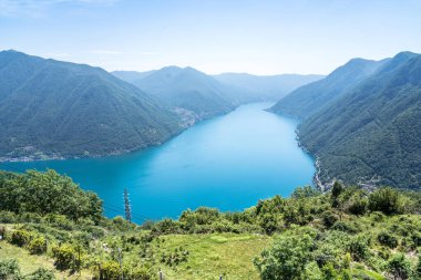 Argegno, İtalya yakınlarındaki Lago di Como (Como Gölü) panorama manzarası