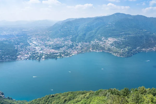 Brunate Talya Daki Deniz Feneri Voltiano Dan Como Gölü Manzarası — Stok fotoğraf