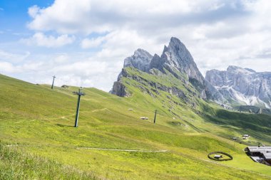 Dünyaca ünlü Seceda zirvesi Dolomite Alpleri, Güney Tyrol (Alto Adige), İtalya