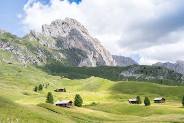 Dünyaca ünlü Seceda zirvesi Dolomite Alpleri, Güney Tyrol (Alto Adige), İtalya