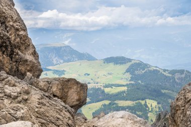 View of Langkofel (Sassolungo), Dolomites mountains, South Tyrol, Italy clipart
