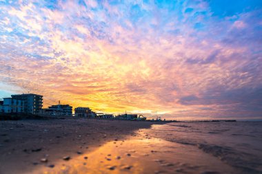 Günbatımı Gökyüzü Alacakaranlık Gecesinde, Rimini, İtalya