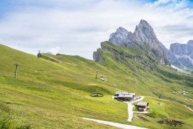 Dünyaca ünlü Seceda zirvesi Dolomite Alpleri, Güney Tyrol (Alto Adige), İtalya