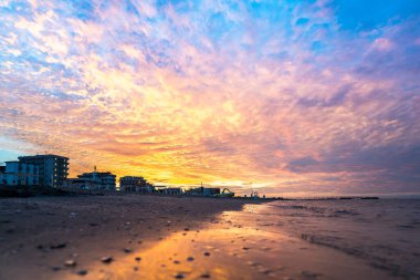 Günbatımı Gökyüzü Alacakaranlık Gecesinde, Rimini, İtalya