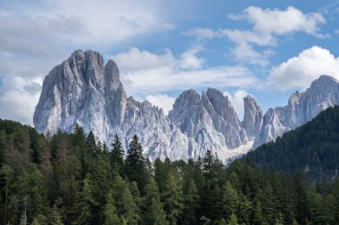 Langkofel (Sassolungo), Dolomites dağları, Güney Tyrol, İtalya