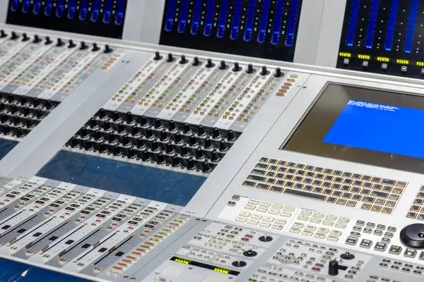 Chaîne Télévision Mixeur Audio Panneau Commande Gros Plan Photo De Stock