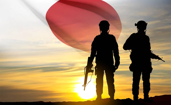 Silhuetter Soldat Bakgrund Solnedgången Med Japan Flagga Japan Försvarsmaktens Koncept — Stock vektor
