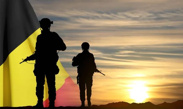 Silhouettes Soldats Contre Coucher Soleil Avec Drapeau Belge Vecteur Eps10 — Image vectorielle