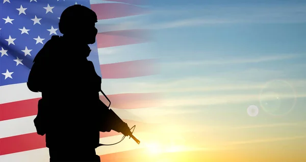 Στρατιώτης Του Στρατού Των Ηπα Φόντο Ηλιοβασιλέματος Ημέρα Των Βετεράνων — Διανυσματικό Αρχείο