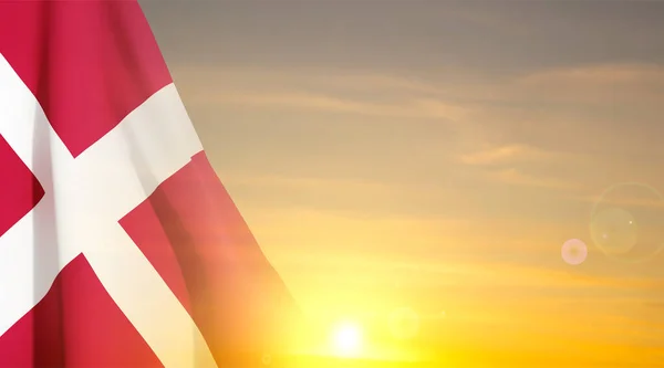 Danmarks Flagga Mot Solnedgången Patriotisk Bakgrund Eps10 Vektor — Stock vektor