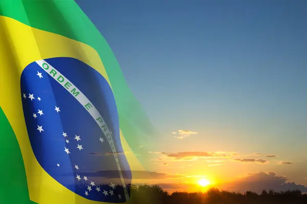Флаг Бразилии Против Заката Патриотическое Прошлое Предпосылки Национальных Праздников — стоковое фото