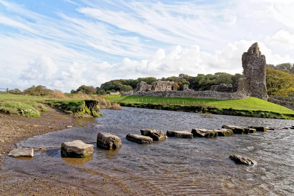 Ruinas Del Castillo Ogmore Vale Del Río Glamorgan Ogmore Sea — Foto de Stock