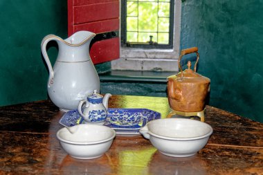 Castell Coch 'taki ya da Red Castle' daki mutfak. Castle Coch - Kızıl Kale, Tongwynlais, Cardiff, Galler, Birleşik Krallık, Avrupa - 15 Ekim 2022