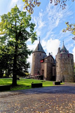 Castell Coch veya Castle Coch - Kızıl Kale, Tongwynlais, Cardiff, Galler, Birleşik Krallık, Avrupa - 15 Ekim 2022