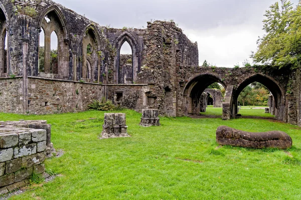 Les Restes Maison Capitulaire Abbaye Cistercienne Margam Country Park Margam — Photo