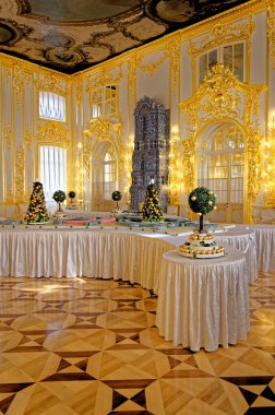 Tsarskoye Selo (Puşkin), St. Petersburg, Rusya 'nın Barok altın iç mimarisi. 24 Haziran 2011