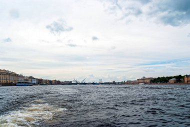 Neva Nehri 'nin seti, Kunstkamera, Saint Petersburg, Rusya. 24 Haziran 2011