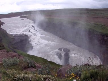İzlanda Altın Daire Gulfoss. Golden Falls - Avrupa Seyahat Hedefi 22.07.2012