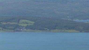 Tromso şehrinin tepesinden bir yaz manzarası. Tromso - İskandinavya, Avrupa, Norveç, 30 Haziran 2012
