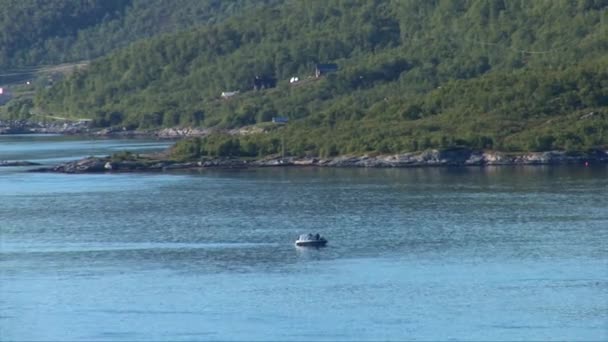 Norveç Tromso Bölgesi Bir Yaz Günü Tromso Limanından Norveç Fiyortlarına — Stok video