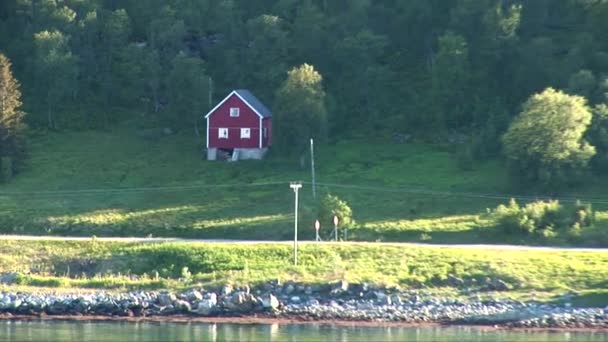 Noruega Região Tromso Navegando Dia Verão Através Dos Fiordes Noruegueses — Vídeo de Stock