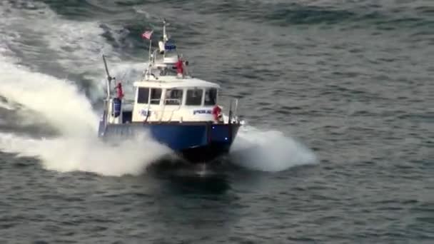Αστυνομικό Περιπολικό Σκάφος Στο Σαν Ντιέγκο Ηπα — Αρχείο Βίντεο